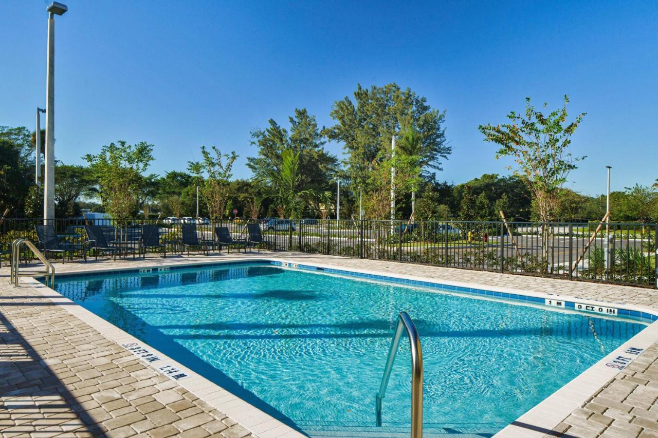Fairfield By Marriott Inn & Suites Deerfield Beach Boca Raton Exterior foto